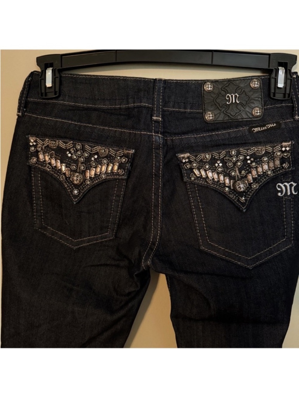 New With Tags Gorgeous Y2K Miss Me Skinny Jeans Embellished Pockets 33” Inseam